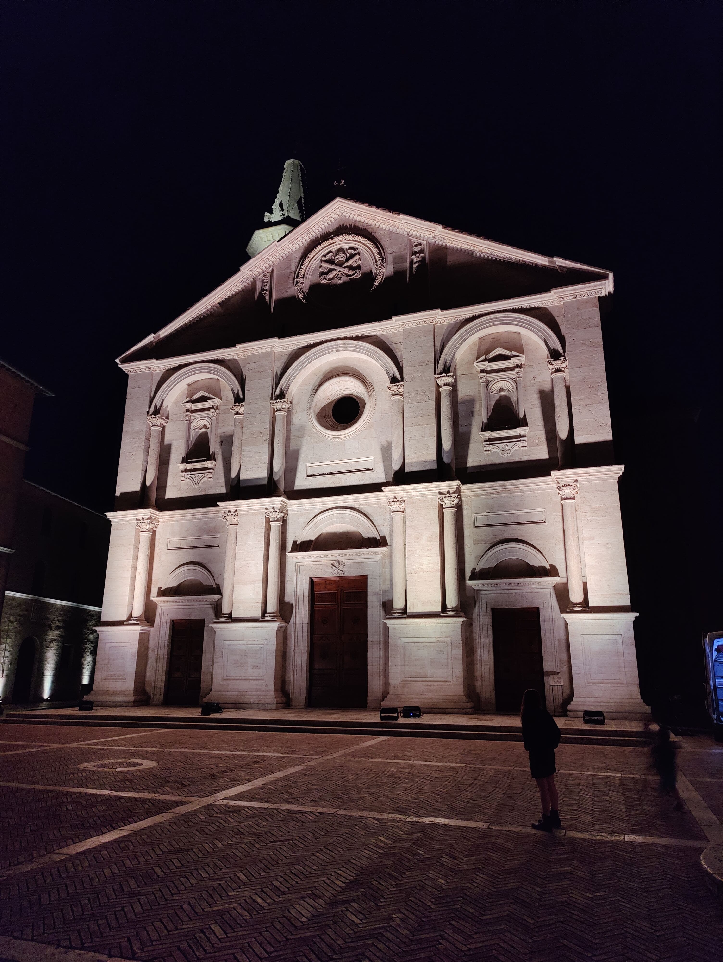 Pienza piazza — built by Pope Pius II in 1459